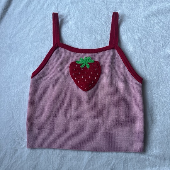 Hot Topic Tops - Hot Topic Pink knit embroidered Strawberry Tank Top